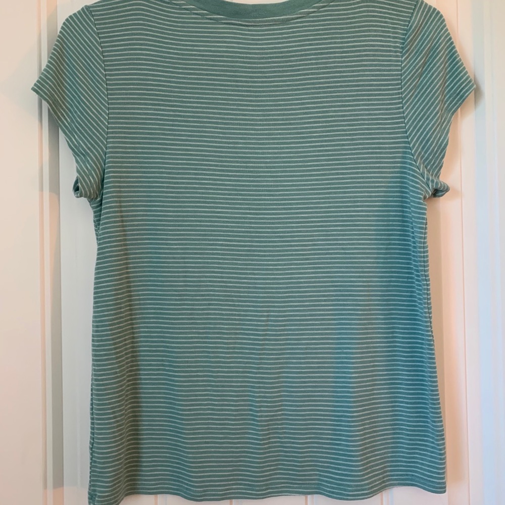 Cropped Tee - Picture 3 of 3
